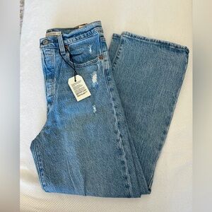 Women’s Levi’s denim jeans. Rib cage straight ankle.